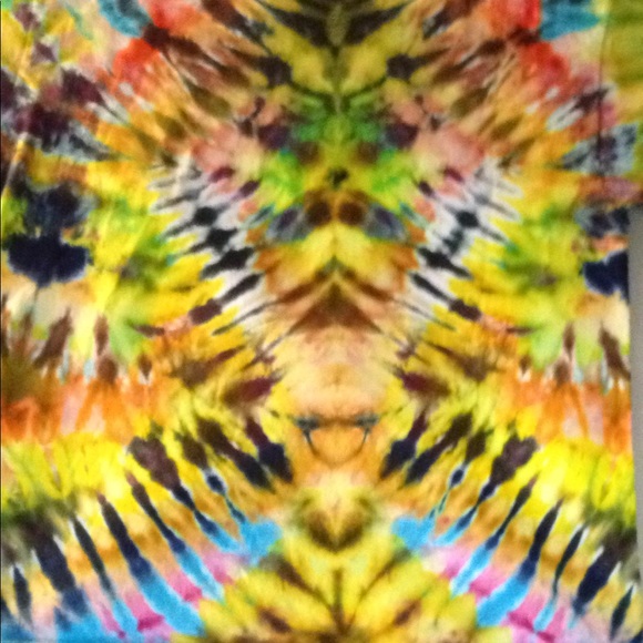 Hand Made Tie Dye T-Shirt Size XL - Picture 2 of 3